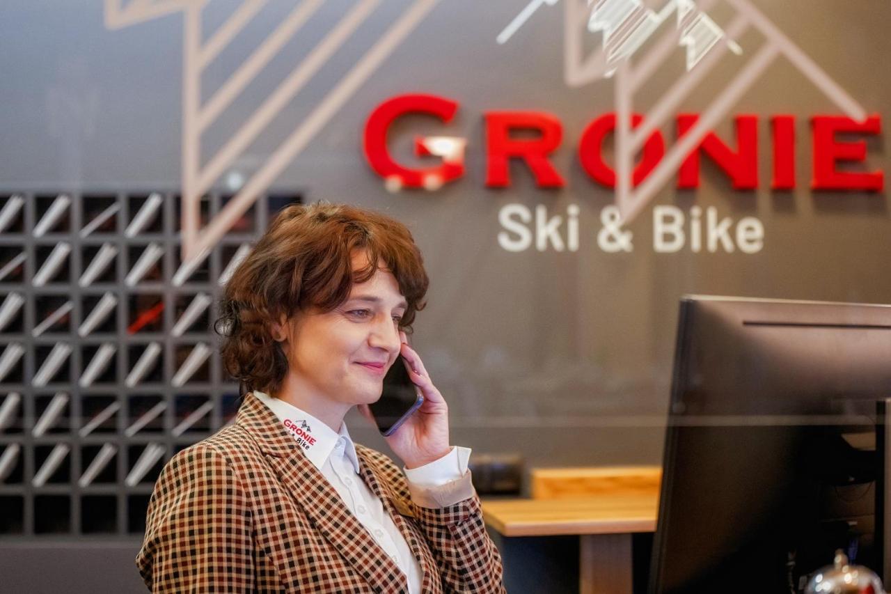 Gronie Ski & Bike Щирк Экстерьер фото