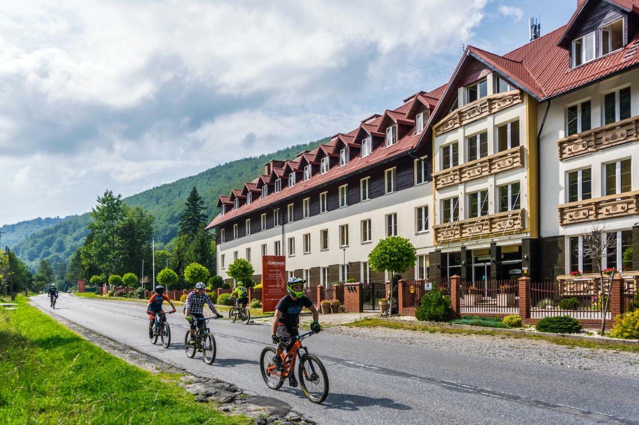 Gronie Ski & Bike Щирк Экстерьер фото
